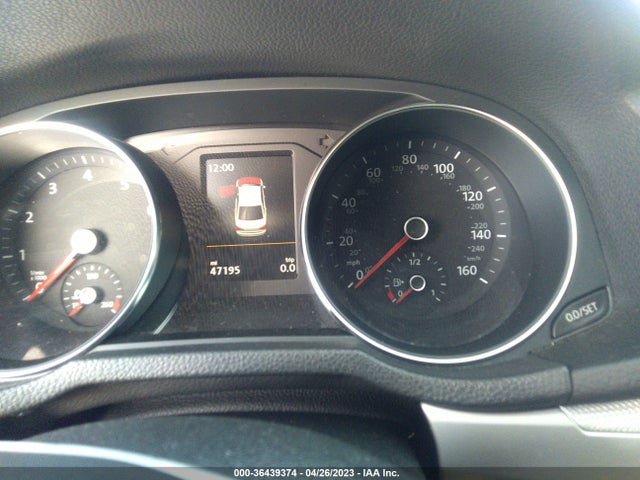 1VWLA7A31KC005556 Volkswagen Passat 2.0t Wolfsburg Edition