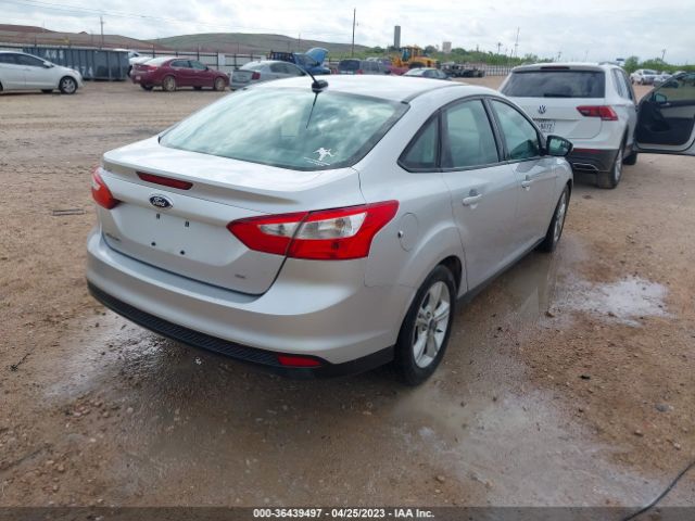 1FADP3F22EL453250 Ford FOCUS SE