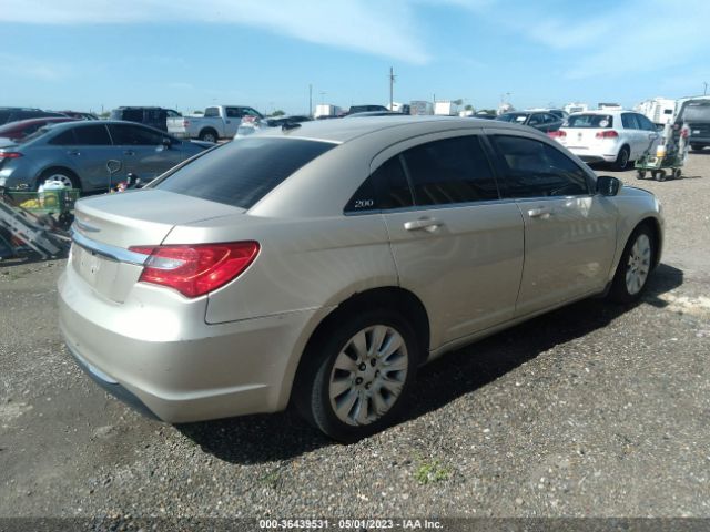 1C3CCBAGXEN164883 Chrysler 200 LX