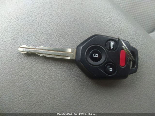 JF2SJAEC1JH612663 Subaru Forester Premium