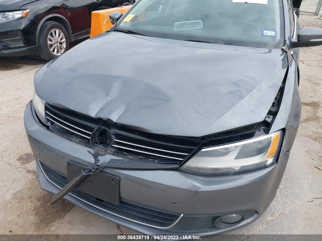 3VWLL7AJ1EM311877 Volkswagen Jetta Sedan Tdi W/premium/nav