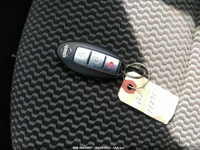 JN8AF5MR3HT703809 Nissan JUKE S