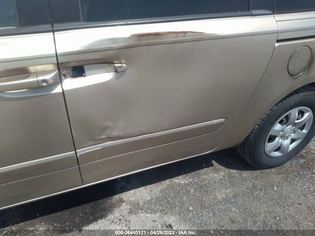 2008 KIA SEDONA LX VIN: KNDMB233086219451