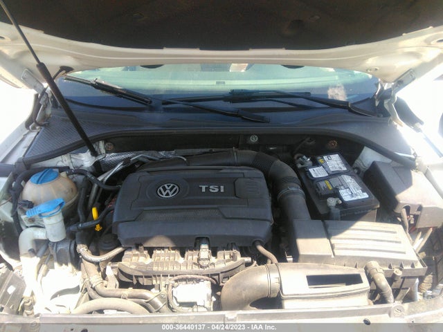 1VWAT7A32EC031959 Volkswagen Passat Wolfsburg Ed