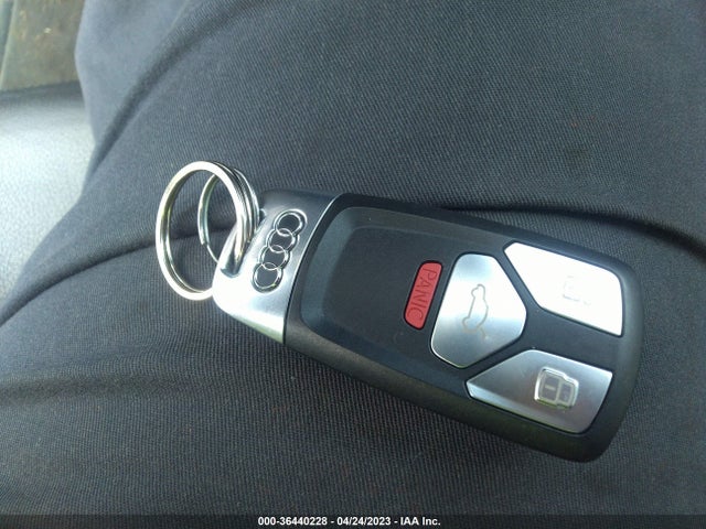 WA1LAAF74JD016453 Audi Q7 Premium Plus