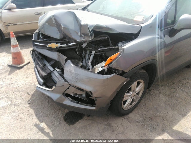 Chevrolet TRAX LS 2020 3GNCJNSB6LL219646 Image 6