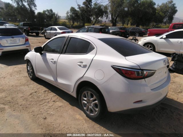 3MYDLBZV2GY102128 Scion IA