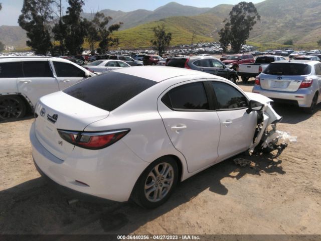3MYDLBZV2GY102128 Scion IA