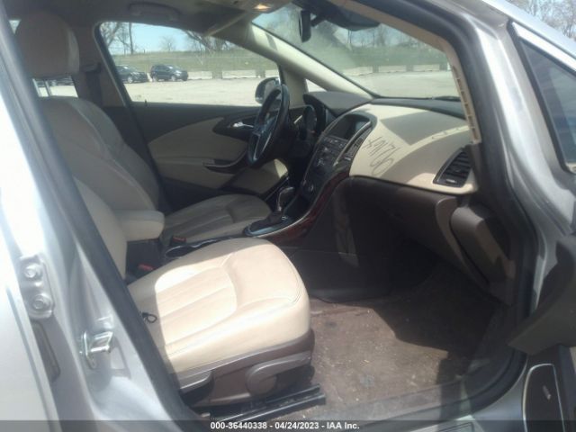 1G4PS5SK4E4137863 Buick Verano Leather Group
