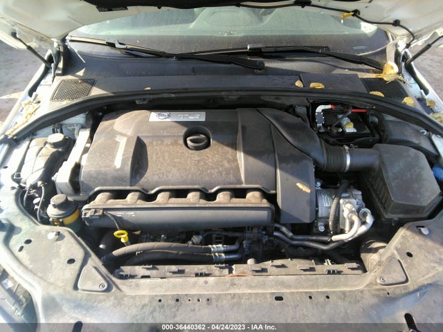 2015 VOLVO XC70 T6 PLATINUM VIN: YV4902ND6F1196699