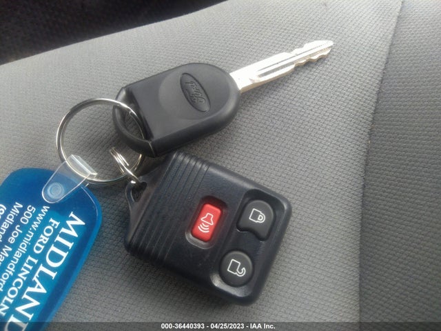 2006 FORD ESCAPE XLT VIN: 1FMYU03156KA36206