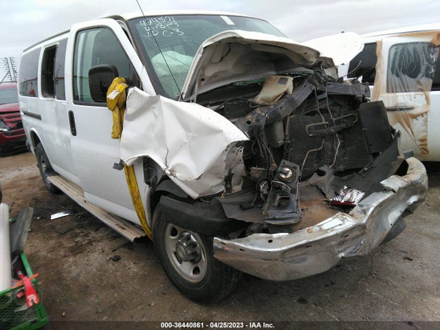 2014 1GAZGYFG2E1127476 main image