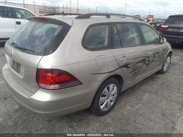 3VWPP7AJ9EM608062 Volkswagen Jetta Sportwagen S