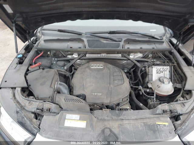 WA1BNAFY0J2061099 Audi Q5 Premium Plus