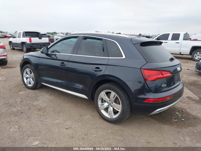 WA1BNAFY0J2061099 Audi Q5 Premium Plus