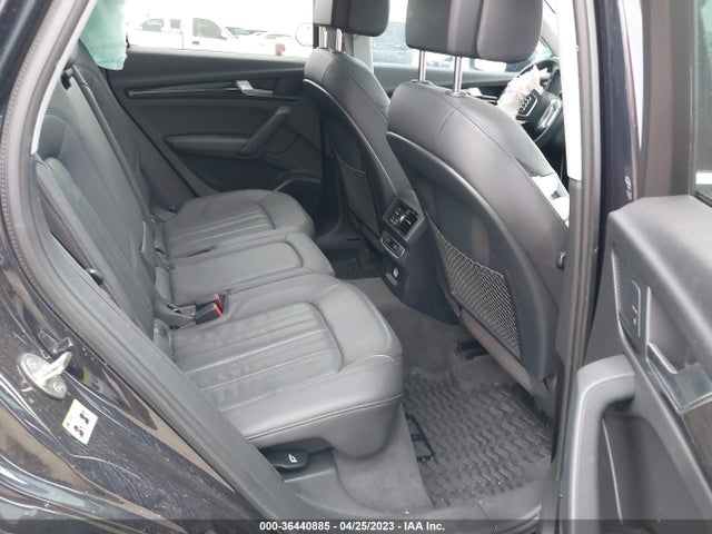 WA1BNAFY0J2061099 Audi Q5 Premium Plus