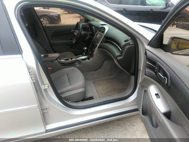 Chevrolet MALIBU LS 2015 1G11B5SL7FF157655 Image 5