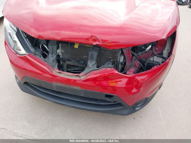 JN1BJ1CP7HW030998 Nissan Rogue Sport S