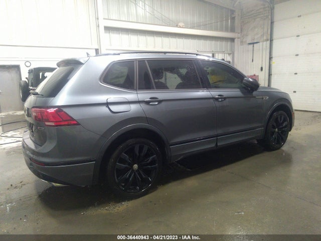 3VV2B7AX8MM139921 Volkswagen Tiguan Se R-line Black