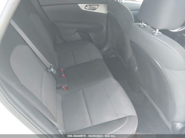 3KPF24AD7NE460560 KIA Forte Lxs