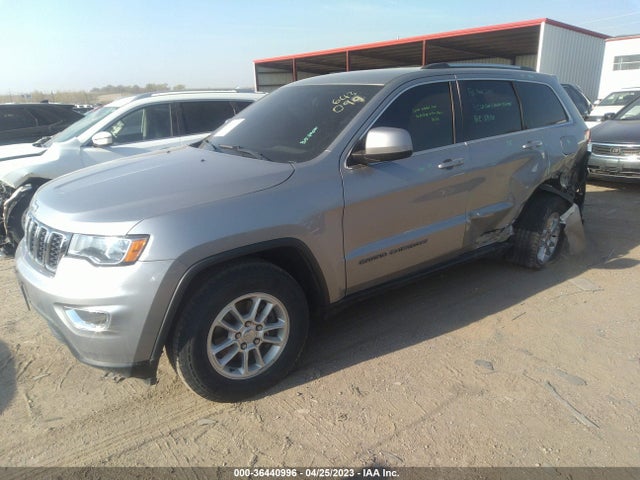 1C4RJFAGXJC313026 Jeep Grand Cherokee Laredo E