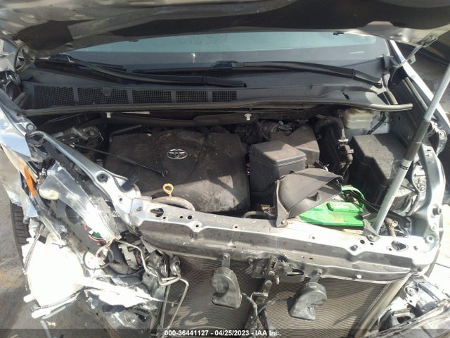 Toyota SIENNA SE 2017 5TDXZ3DC0HS806844 Image 12