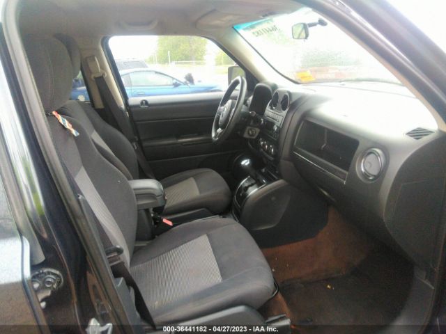 1C4NJPBAXFD285759 Jeep Patriot Sport