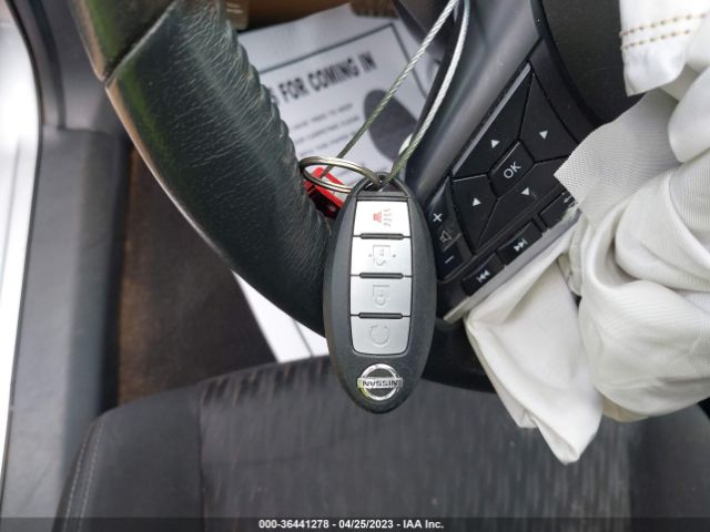 KNMAT2MTXHP551339 Nissan ROGUE SV