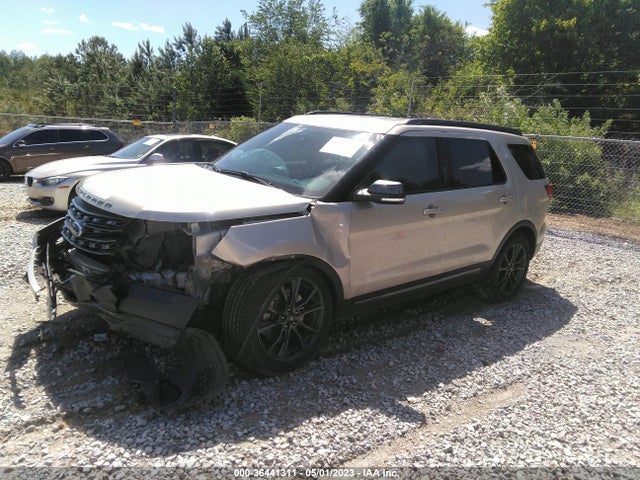 Ford EXPLORER XLT 2017 1FM5K7D86HGC36109 Image 2