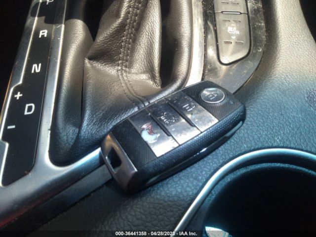 5XXGR4A62FG424592 KIA Optima Sxl Turbo