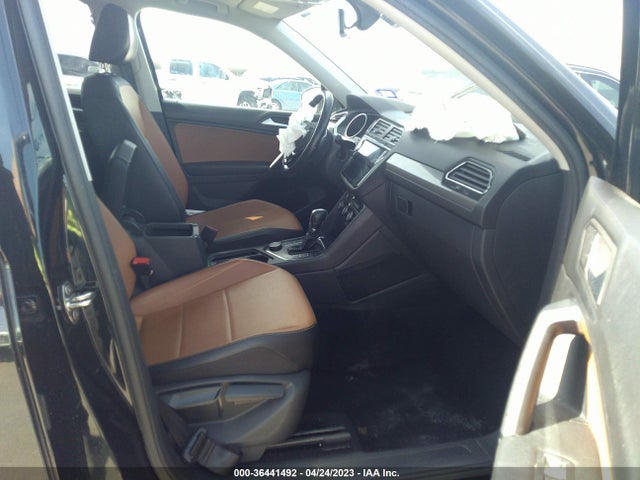 2019 VOLKSWAGEN TIGUAN SE/SEL/SEL R-LINE VIN: 3VV2B7AX8KM059550