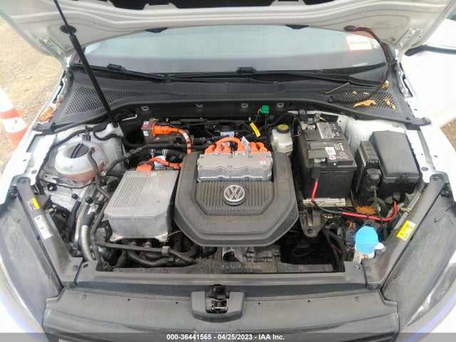 WVWPP7AU5GW914868 Volkswagen E-golf Sel Premium