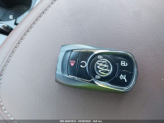 5GAERDKW5JJ259861 Buick Enclave Avenir