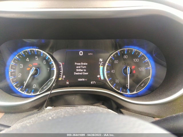 Chrysler Pacifica Limited 2017 2C4RC1GG6HR650279 Image 8