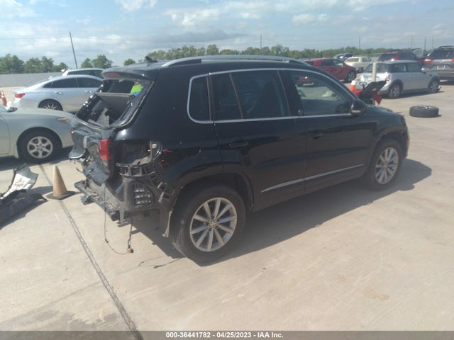 WVGRV7AX5HW504612 Volkswagen Tiguan Wolfsburg Edition