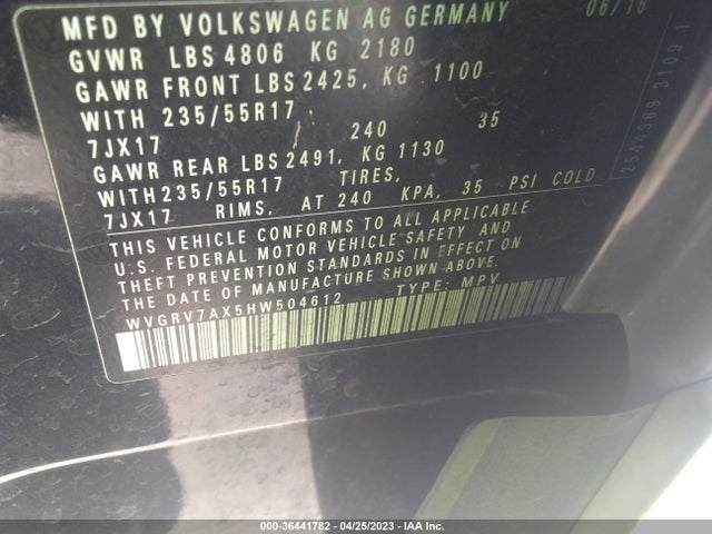 WVGRV7AX5HW504612 Volkswagen Tiguan Wolfsburg Edition