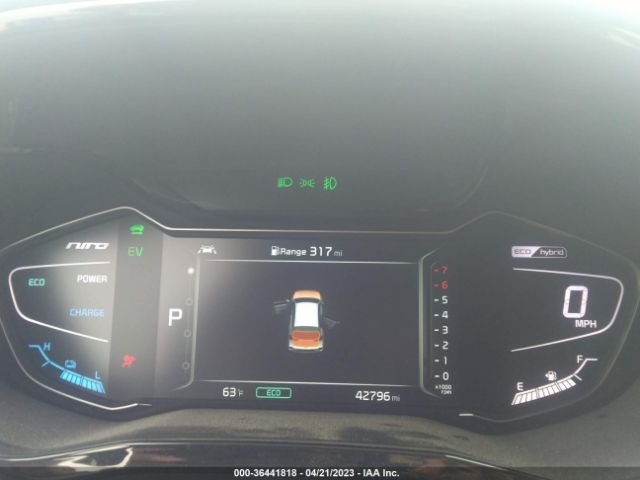 KNDCE3LC1N5527738 KIA Niro Ex Premium