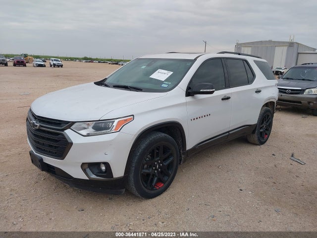 Chevrolet Traverse Premier 2018 1GNERKKW5JJ252242 Image 2
