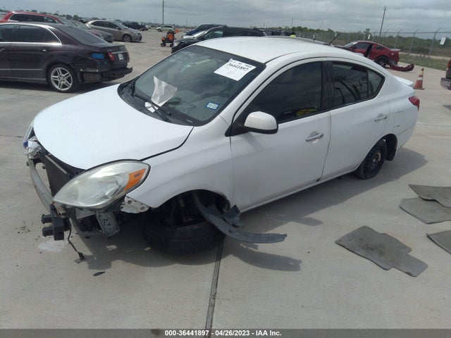 Nissan Versa Sl 2014 3N1CN7AP0EL852865 Image 2