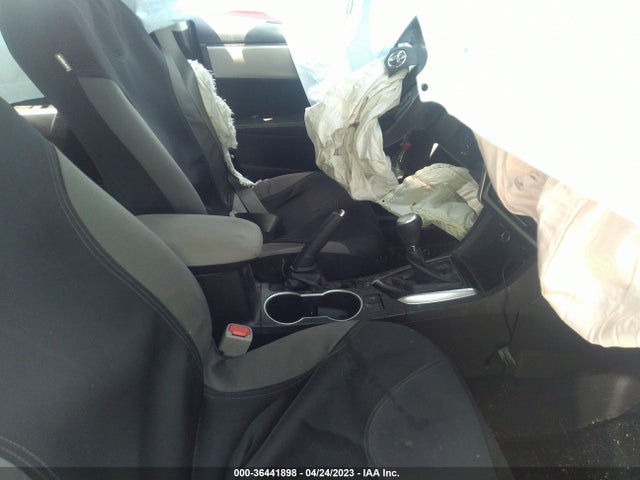 Toyota COROLLA LE 2017 5YFBURHE0HP733667 Image 5