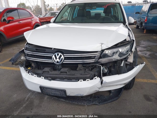 WVGAV7AX0GW614401 Volkswagen TIGUAN S