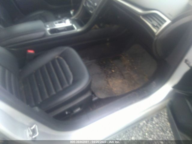 3FA9P0CD4KR150884 Ford FUSION SEL