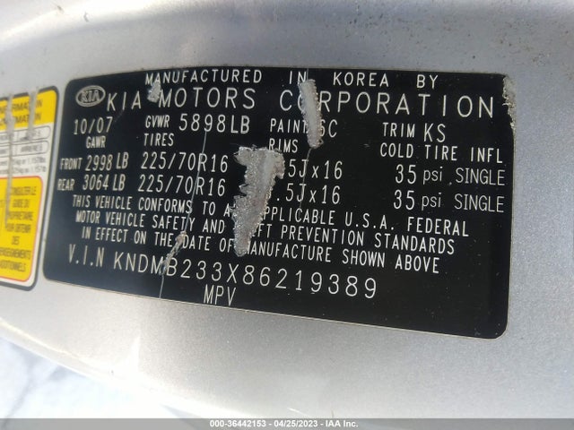 2008 KIA SEDONA LX VIN: KNDMB233X86219389
