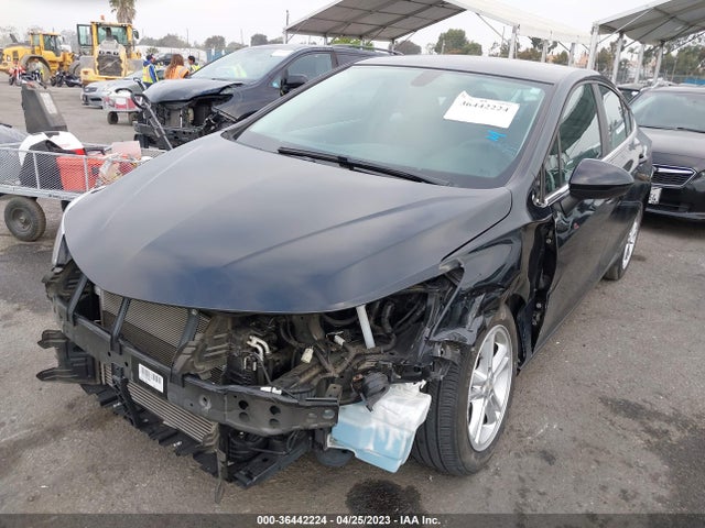 Chevrolet CRUZE LT 2017 1G1BE5SM0H7107942 Image 2