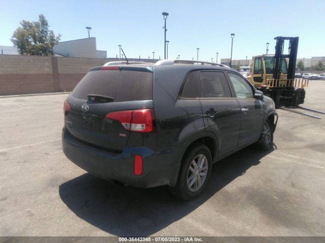 5XYKT4A7XFG559559 KIA SORENTO LX