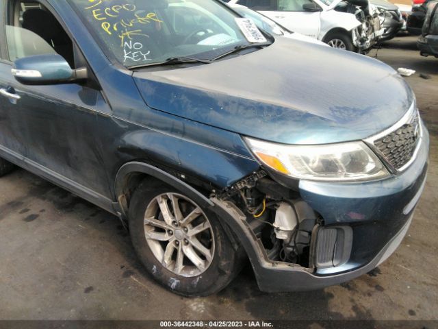 5XYKT4A7XFG559559 KIA SORENTO LX
