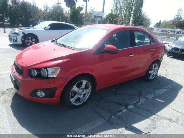 Chevrolet SONIC LTZ 2015 1G1JE5SB7F4206864 Image 2