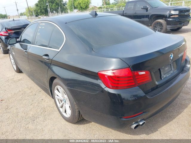WBA5A5C52FD518018 BMW 5 Series 528i