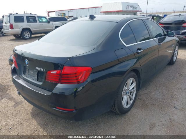 WBA5A5C52FD518018 BMW 5 Series 528i