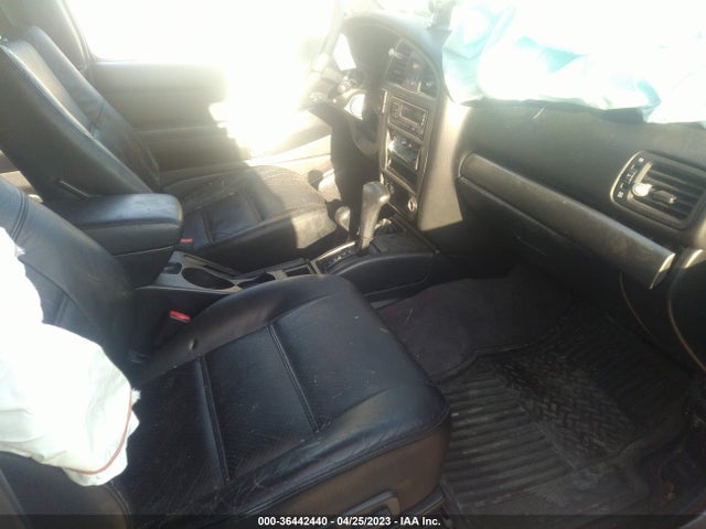 2004 NISSAN PATHFINDER SE VIN: JN8DR09Y34W921880